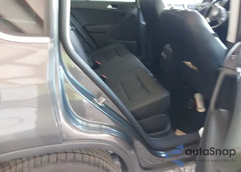 2016 Volkswagen Tiguan Se z USA, uszkodzony, nr VIN WVGAV7AX9GW526060